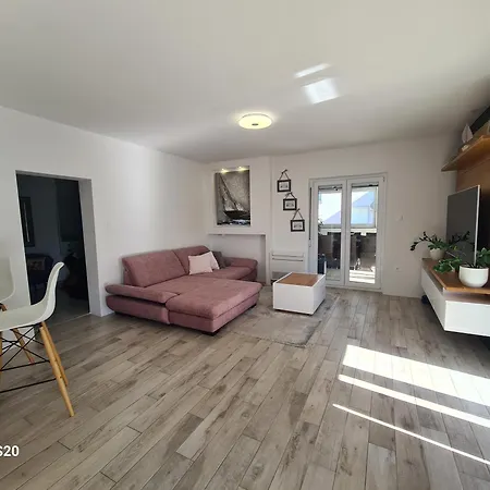 Lelo With Jacuzzi And Free Parking Διαμέρισμα