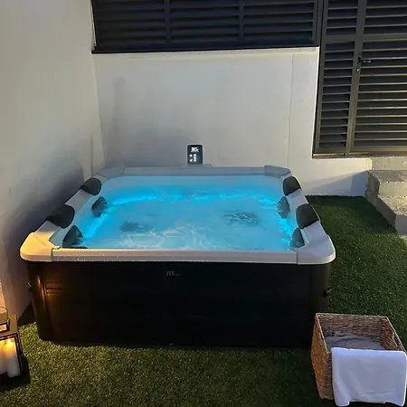 Lelo Sunset Spa, Romantic Garden With Private Jacuzzi شقة *