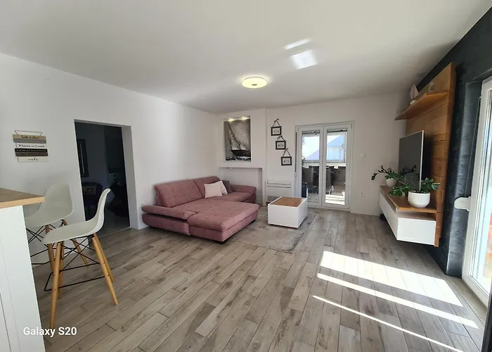 Lelo Sunset Spa, Romantic Garden With Private Jacuzzi Apartment